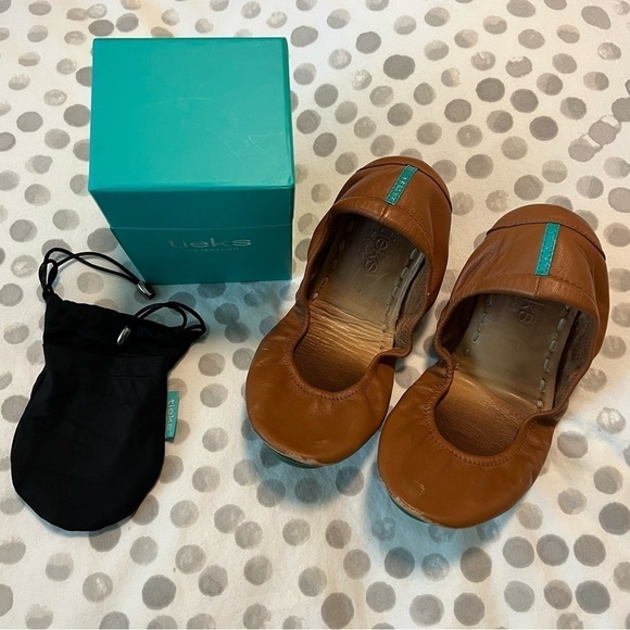 Tieks Shoes - Tieks Chestnut Ballet Flat Shoes Size 7